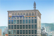 가덕도 테러 사건 수사TF, 부산경찰청·강서경찰서 압수수색