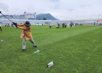 「제19회 경상북도협회장기 그라운드골프대회」 문경시 영강체육공원 축구장에서 개최