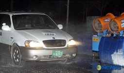 지나가는 차량마다 약품처리되는 익산