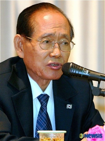 안보특강 하는 황장엽 전 북한노동당 비서