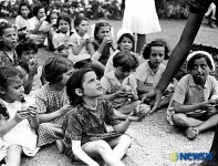유니세프 60주년 기념 사진전 - 1945년 이태리 로마의 비아  오렐리