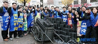 광주은행노동조합, 불우이웃 15세대 연탄제공
