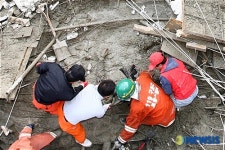 공사장 붕괴로 인부 2명사망