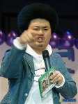 기자분들 만세 해주세요!