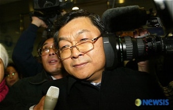 오광철 조선무역은행총재 베이징 입국