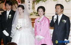 인사말하는 천정배 열린우리당의원