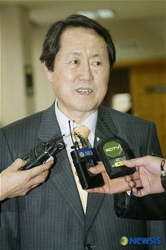 입장 밝히는 김태환 제주지사