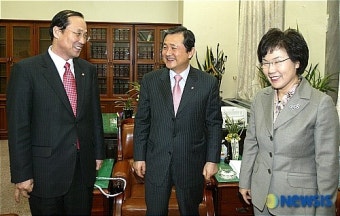 열린우리당 원내대표 선거 기호 추첨 및 공정선거 서약식