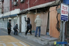 사라지는 청량리 588번지