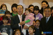 全국세청장, 아동보호시설 방문