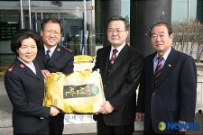 구세군, 설맞이 사랑의 쌀 기탁