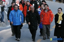 강릉대 도착한 IOC조사평가단