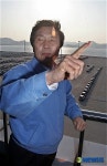 목포신항만 둘러보는 손학규 전 지사