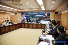 도산서원 관리사무소, 새 천원권 도산서당 맞다