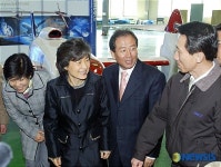 전주과학산업단지 방문한 박근혜 전 대표