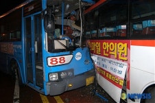 고척동 경인국도상 버스 충돌사고
