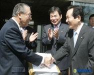 열린우리당 대한노인회 방문