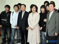 기념사진 촬영 중입니다!