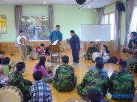 풍물장단에 맞춰 덩기덕 덩더쿵 주민과 함께해요.