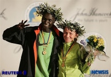 보스턴마라톤 남녀 월계관