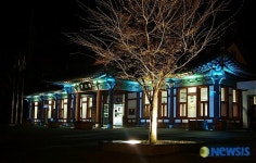 드라마 세트를 옮겨 놓은 듯한 영월역