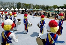 흥겨운 가락에 맞춰