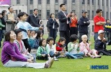 점심 시간을 광장 콘서트와 함께