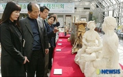 국회에서 열린 장애문화예술인 작품전