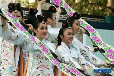 화려한 부채춤의 향연