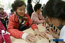 복지관오니 손에 색칠도 해줘요