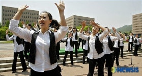 나른한 오후 상큼한 노래한마당