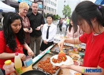 외대 대동제, 스페인어과 학생들의 음식준비