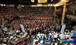 장충체육관 가득채운 만여명의 뜨거운 열기