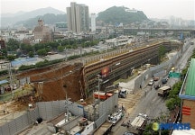 경의선 가좌역, 철로 지반 침하 사고 발생