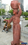 석고마임 중. 손대지 마세요.