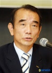 질문에 답하는 이철 한국철도공사사장