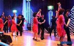 울산 신정2동, 흥겨운 댄스