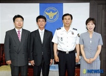 강원도약사회 강원경찰에 의약품 전달