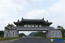 위용 드러낸 사비성문