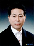 국무총리 표창받는 박태규 전몰군경유족