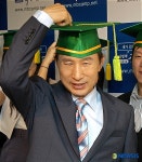 이명박 
