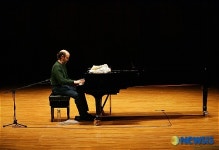 조지 윈스턴 썸머콘서트 위해 한국 방문한 조지 윈스턴