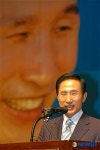강원도 당원 교육하는 이명박
