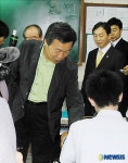 손학규 전경기지사 충남 논산시 대건고 방문