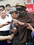 中, 홍수에 갇힌  탄광촌 광부 3일만에 구출