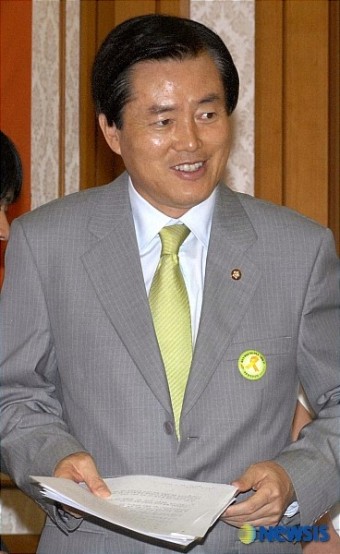 대통합 민주신당 김효석 원내대표 기자간담회