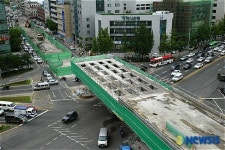 신설동 고가차도 철거 시작