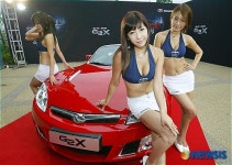부드러운 라인의 G2X와 레이싱모델