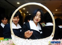 70년대 눈깔사탕 맛있을까?