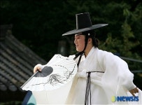 가을햇살 받는 한량무 공연